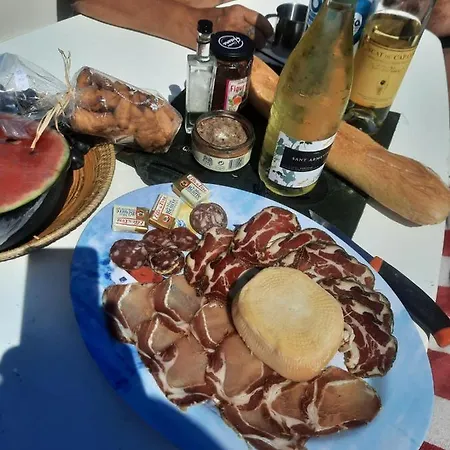 Cap Corse Uribellinu 2 Formule Petit Dejeuner * Santa-Maria-di-Lota
